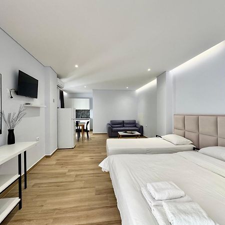 Gjoka Apartments, In Front Of Bougainville Bay Sarandë エクステリア 写真