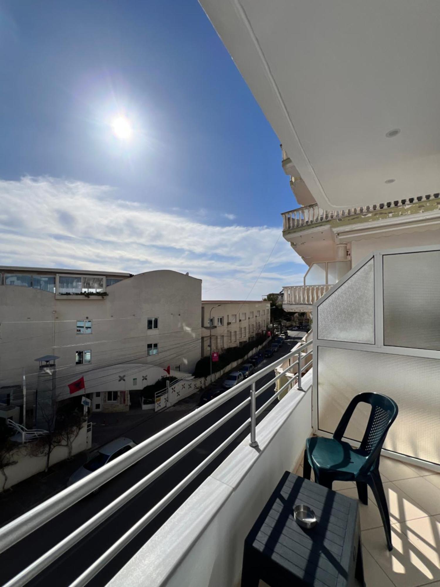 Gjoka Apartments, In Front Of Bougainville Bay Sarandë エクステリア 写真