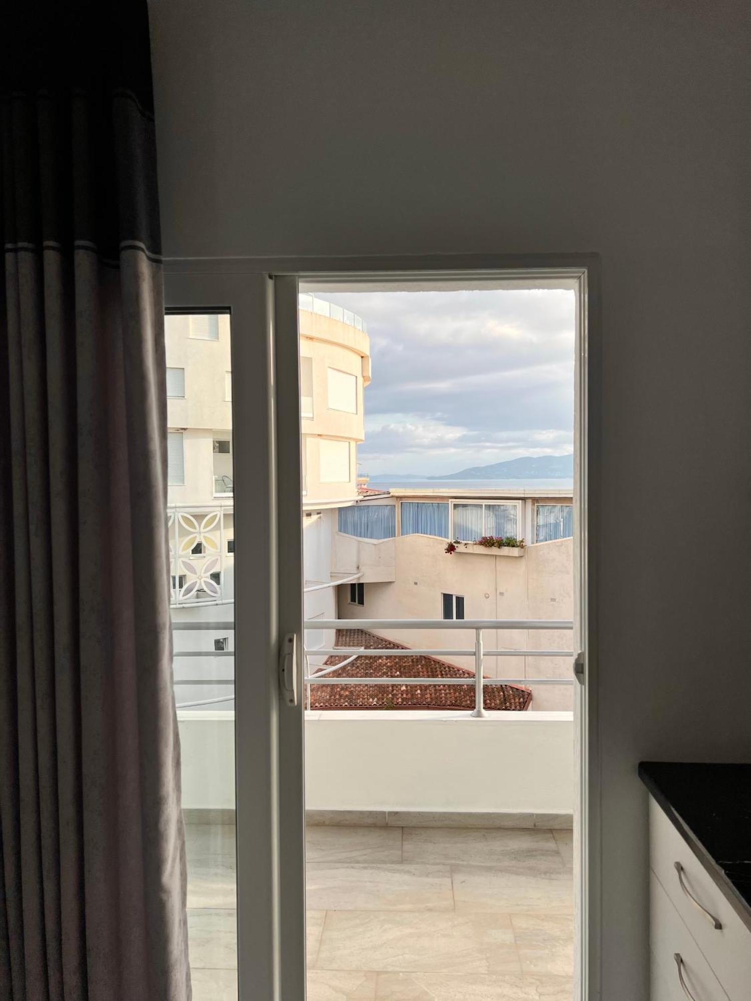Gjoka Apartments, In Front Of Bougainville Bay Sarandë 部屋 写真